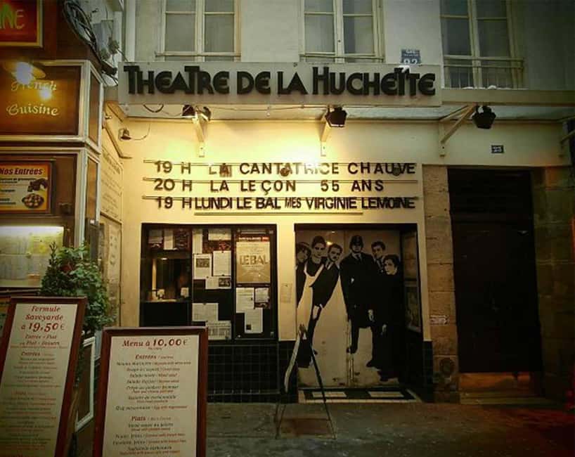 Theatre in Paris: The Bald Soprano (La cantatrice chauve) - English surtitles on Wednesdays: how to use them without missing the comedy