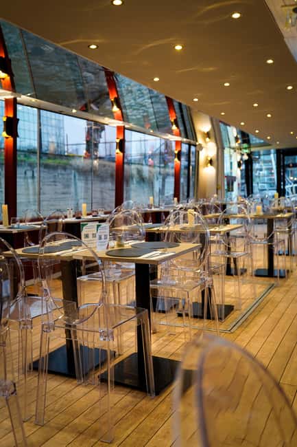 Theo Boat/Paris : Lunch Cruise on the Seine with rooftop - Getting there at Rue du Ranelagh: the short walk that saves time