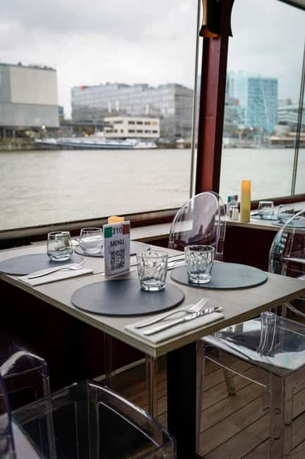 Theo Boat/Paris : Lunch Cruise on the Seine with rooftop - A realistic rundown of the vibe on board