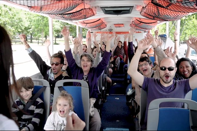 Tours of Paris and the Hauts-de-Seine in an Amphibious Bus - Arriving at Place Jacques Rueff, and the one timing trick
