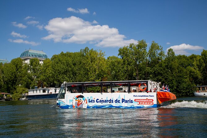 Tours of Paris and the Hauts-de-Seine in an Amphibious Bus - Quick hits between icons: balloon history, a legendary pool, and PSG vibes