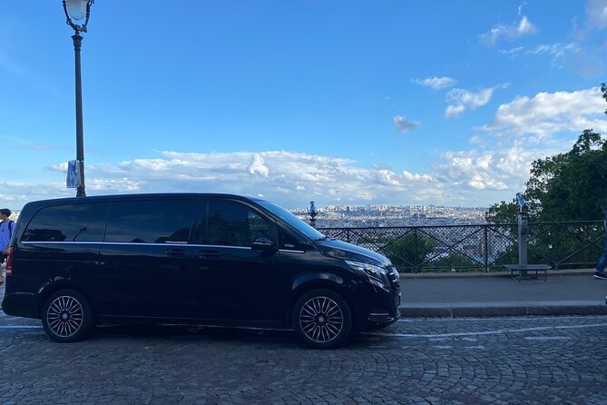 Transfer between Paris and airports CDG/ORLY/LBG (Van 8pax) - Meeting Your Driver: Signs, Baggage Claim, and Terminal Reality