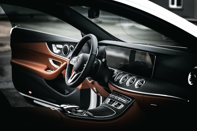 Transfer from Orly/CDG/LBG Airport to Paris (E-Class 2pax) - Price and value: $152.60 per group for up to two