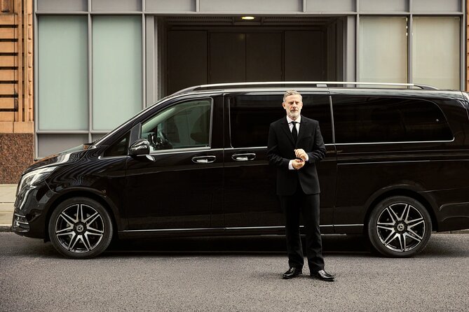 Transfers between Paris, CDG, Orly, Disneyland & Versaille by van - How the van transfer fits into your Paris plans