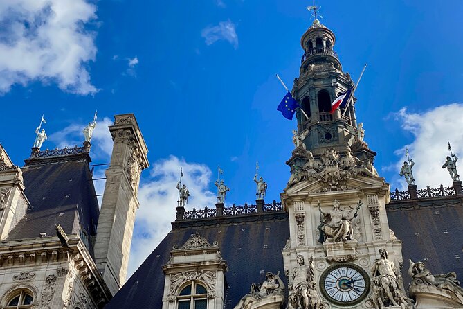 Trendy Marais, smartphone audioguided walking tour - Stop 1: Place des Vosges, the oldest square and the Royal vibe