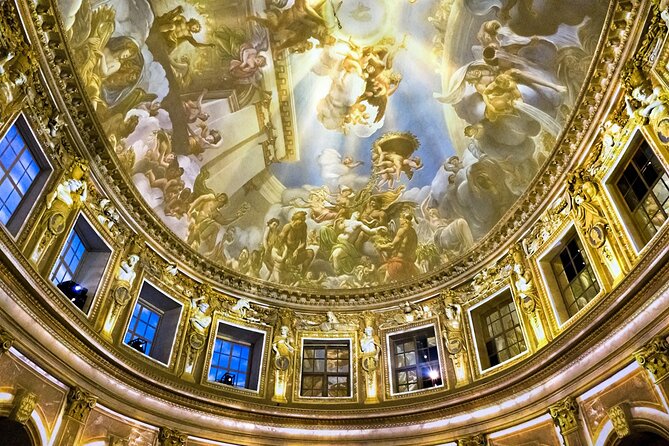 Vaux-le-Vicomte Castle Day Trip with Chateaubus Shuttle - Castle visit with an English audio guide: how to use it well