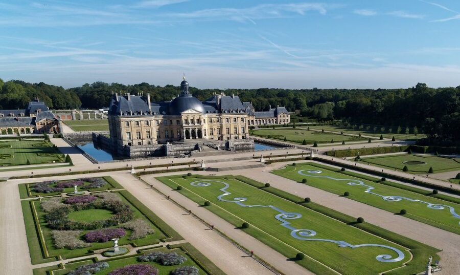 Vaux le Vicomte Chateau Entry Ticket and Chateaubus Transfer - Key Points You Should Know Before You Go