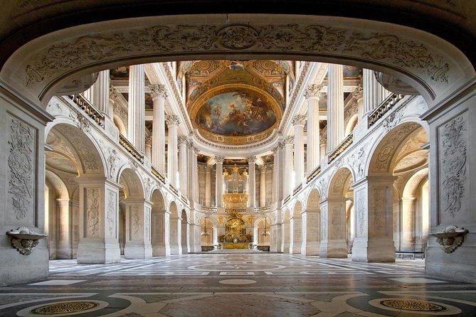 Versailles Castle Private Guided Day Tour from Paris (van &guide) - How “private” changes your Versailles experience