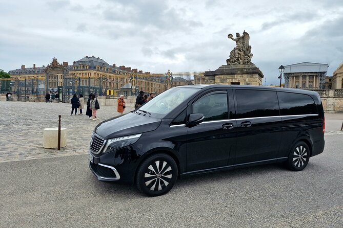 VERSAILLES CASTLE Round-Trip Transfer from Paris by Luxury Van - Key points to know before you book