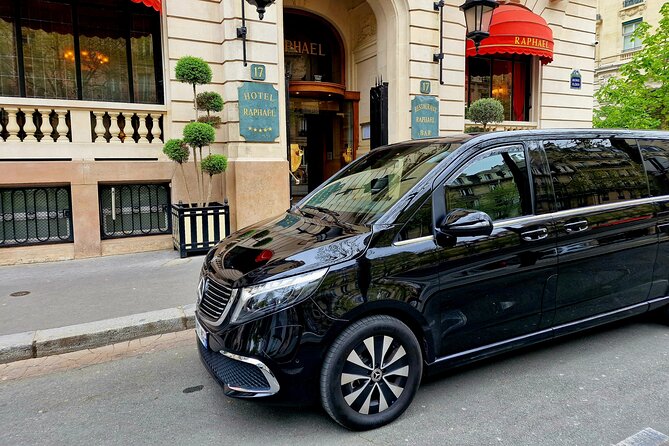 VERSAILLES CASTLE Round-Trip Transfer from Paris by Luxury Van - Luxury van pickup that starts in your hotel lobby