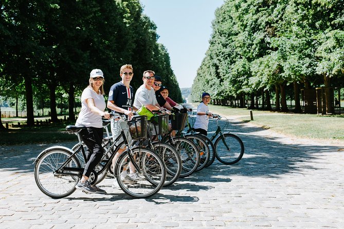 Versailles Domain Bike Tour with Palace Entry by Train from Paris - Why Combine a Train Ride with Bike Time at Versailles?