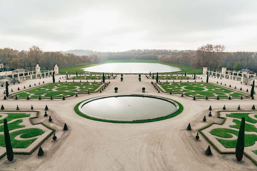 Versailles: Entry ticket & Private Apartments VIP Tour - Versailles VIP Tour, What Makes This One Feel Different