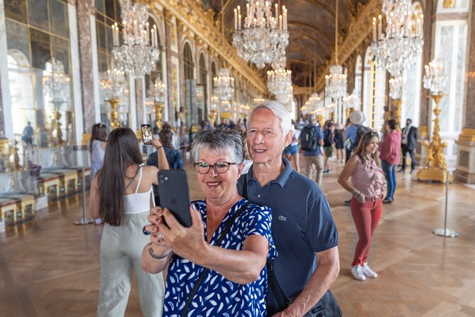 Versailles Full-Day Tour with the Estate of Marie-Antoinette - Hall of Mirrors and the royal apartments: what to look for
