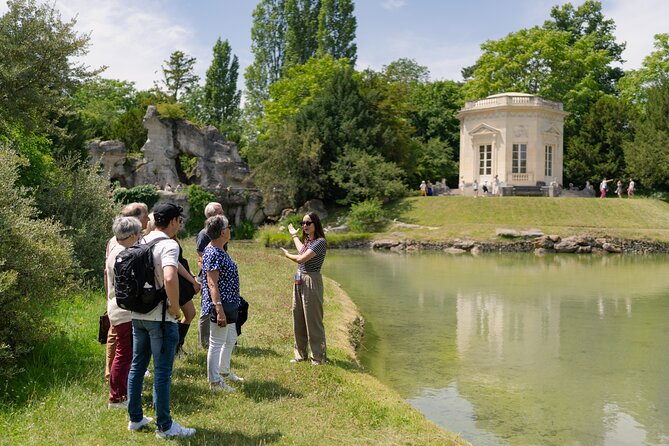 Versailles Full-Day Tour with the Estate of Marie-Antoinette - Le Hameau de la Reine: the hamlet transfer that saves your legs