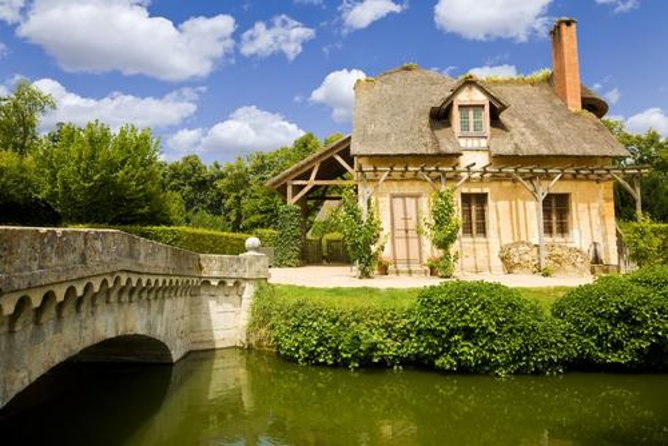 Versailles Full Tour: Palace, Gardens & Marie-Antoinette’s Estate - Who this Versailles full tour suits best