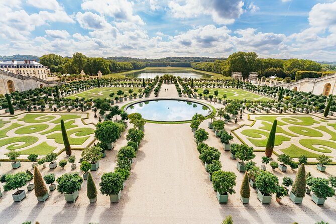 Versailles Full Tour: Palace, Gardens & Marie-Antoinette’s Estate - Gardens of Versailles: 1,977 acres and about 210,000 flowers