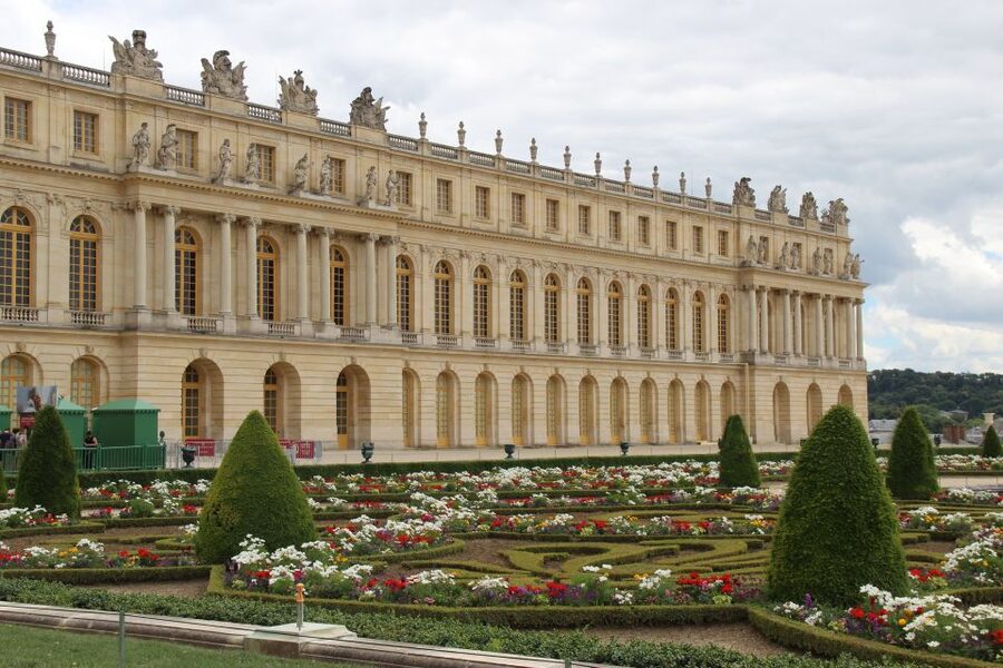 Versailles: Garden Private Guided Tour & Palace Entry Ticket - Price and value: is $317 per person worth it?