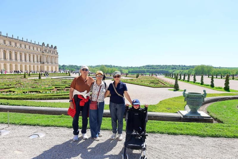 Versailles & Giverny from Paris PRIVATE TOUR with PHOTOSHOOT - The real win: a private day that stays easy