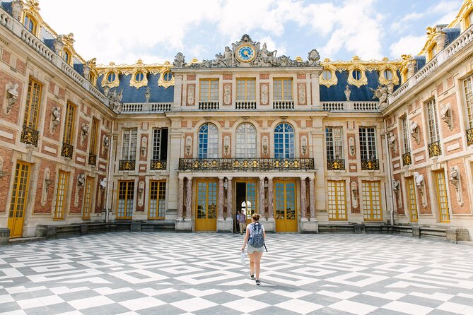 Versailles Half Day eBike - Grand Canal cycle through the park: seeing the estate before the palace rush