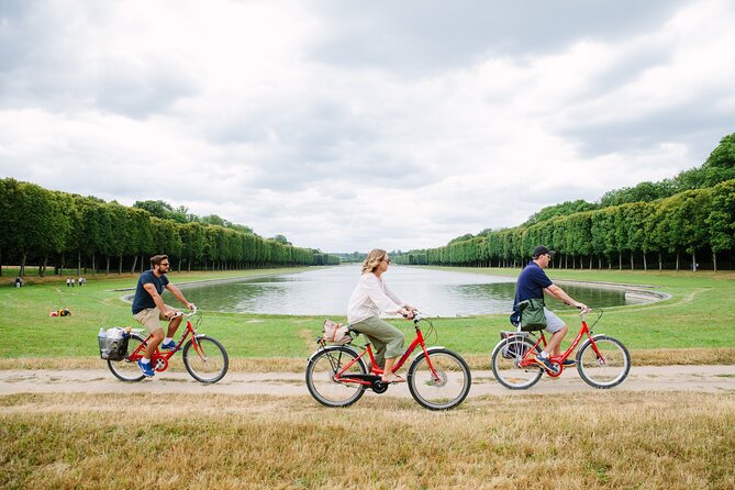 Versailles Half Day eBike - Le Hameau de la Reine: Marie Antoinette’s small-village break