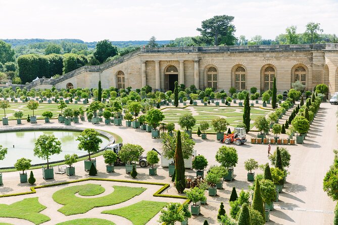 Versailles Half Day Guided Bike Tour - Starting point and timing: 12:15 pm in Versailles