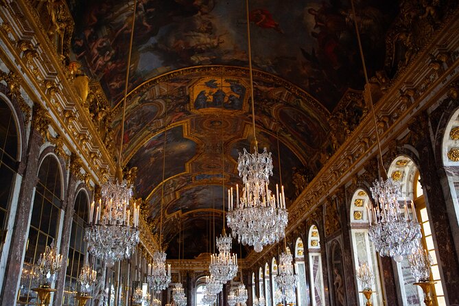 Versailles Half Day Guided Bike Tour - Le Hameau de la Reine: a tiny village with live animals