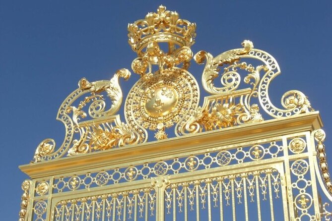 Versailles & Louvre Museum: All-Inclusive Semi Private Tour - Louvre Museum highlights with timed entry and a small group