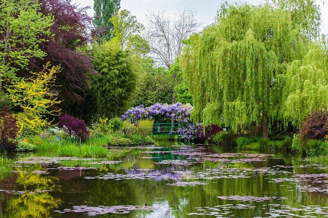 Versailles Palace and Giverny Private Guided Tour from Paris - Key highlights at a glance
