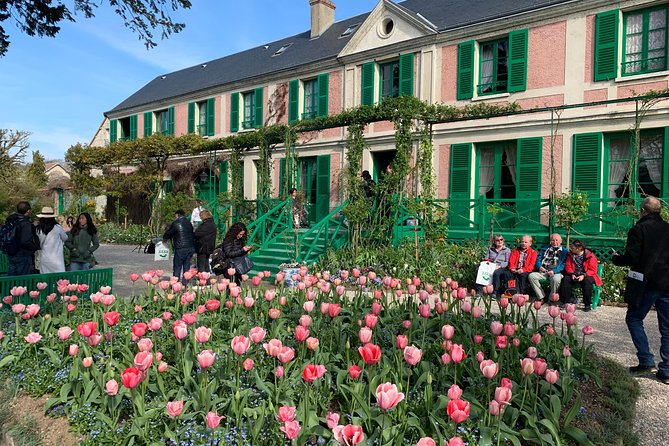 Versailles Palace and Giverny Private Guided Tour from Paris - The drive to Giverny: countryside scenery, less bus stress