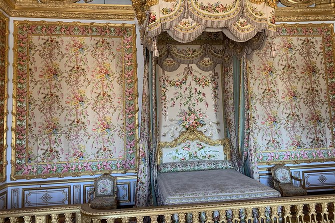 Versailles Palace and Giverny Private Guided Tour from Paris - Monet’s studio and the water-garden views you came for