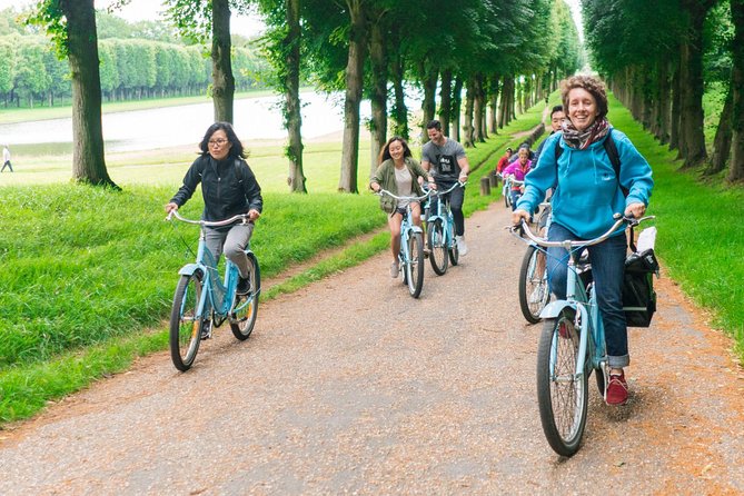 Versailles Palace Bike Tour with Market & Marie-Antoinette hamlet - Paris to Versailles by Train, With the Hard Part Taken Care of