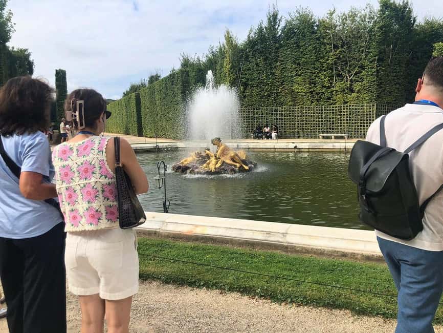 Versailles: Palace & Gardens Guided Tour with Entry Tickets - Palace walkthrough: King’s Grand Apartment first, then the royal rooms