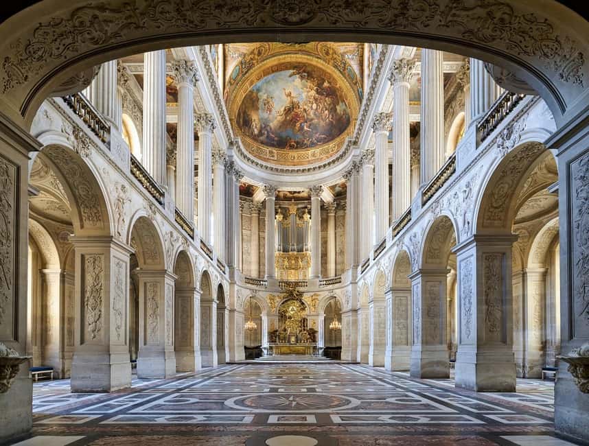 Versailles: Palace & Gardens Guided Tour with Entry Tickets - Apollo, Neptune, and the seasonal basins you can actually understand