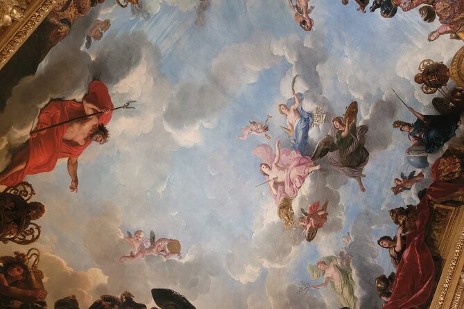 Versailles Palace Guided Tour with Gardens Access - Gardens Access: What You Get, and What Season Changes