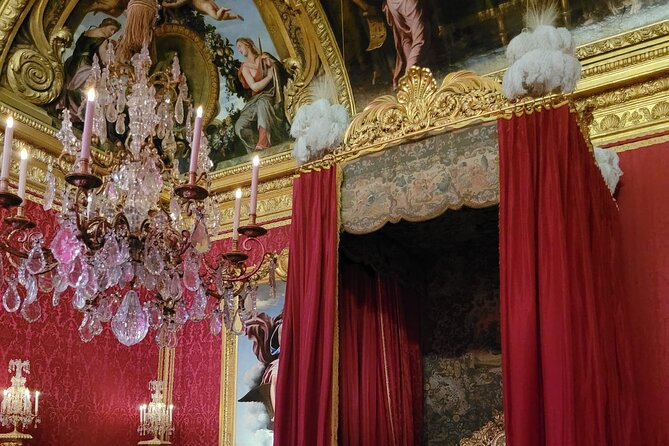 Versailles Palace Guided Tour with Gardens Access - How the Group Size Changes Your Experience (For Better or Worse)