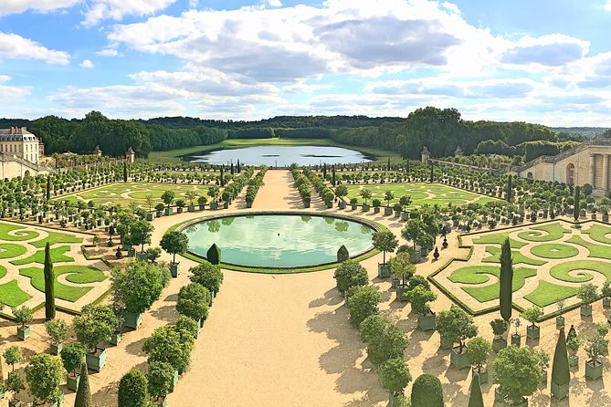 Versailles Palace & Marie-Antoinette's Estate Guided Tour - Palace gardens: the best of Versailles, with one planning caveat