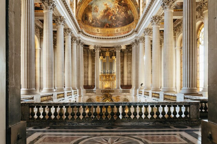 Versailles: Palace of Versailles Skip-the-Line Guided Tour - The Hall of Mirrors: More Than a Pretty Room