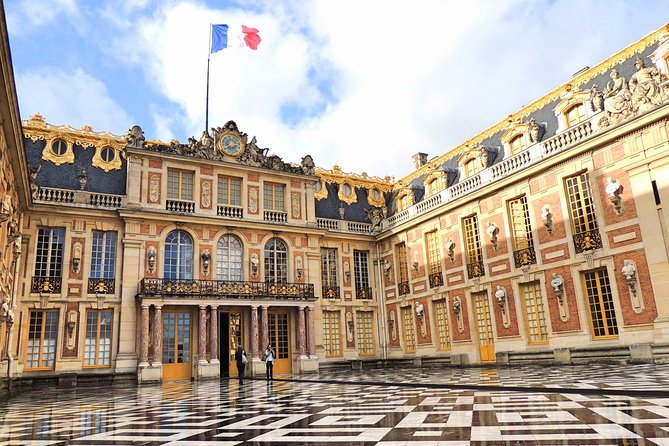 Versailles Palace Private Half Day Guided Tour including Hotel Pickup from Paris - The Hall of Mirrors: Where Politics and Pageantry Collide