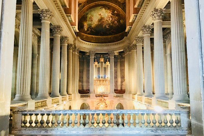 Versailles Palace Private Tailored Guided Tour With Hotel Pickup - Gardens of Versailles: 45 Minutes Outdoors and the 55-Fountain Moment
