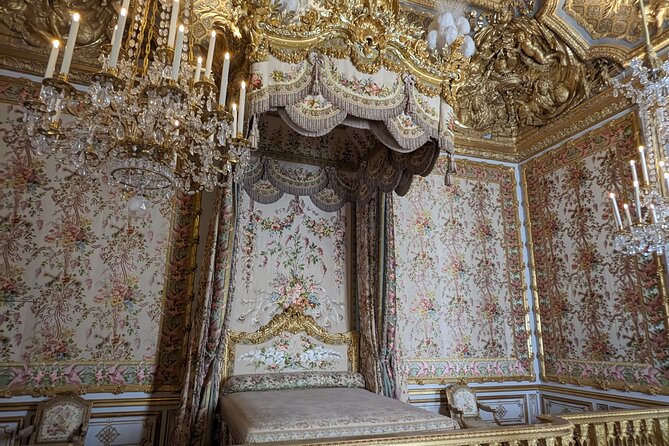 Versailles Palace Private Tour from Paris/skip-the-line ticket - Sun King Apartments and the Hall of Mirrors: Why These Rooms Matter