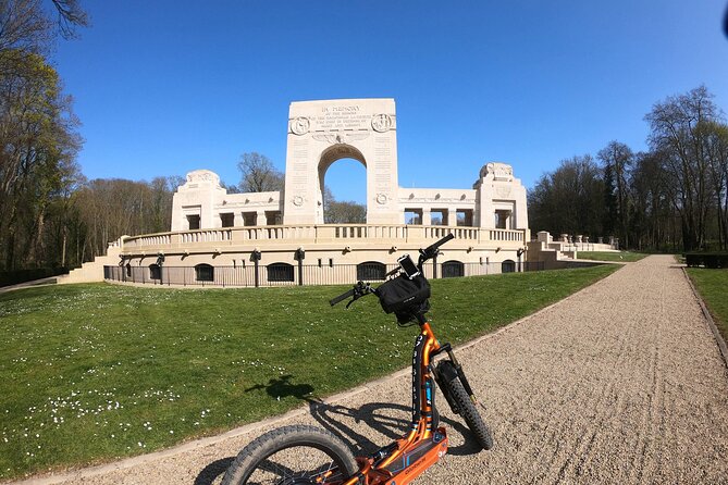 Versailles: Path of the Heroes on original electrics 2 wheels - A four-hour loop on original electrics, not a slow museum shuffle