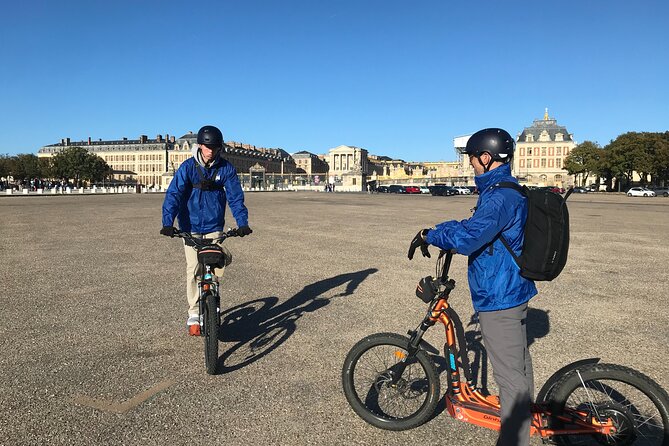 Versailles: Path of the Heroes on original electrics 2 wheels - Stop 6: Haras de Jardy break, snacks, and a chance to catch your breath