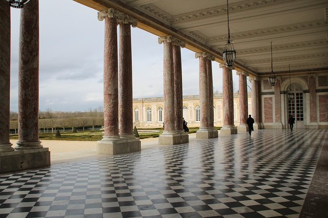 Versailles Private Day Excursion with Palace, Gardens & Trianon - Price and value: what $777.76 per person is buying