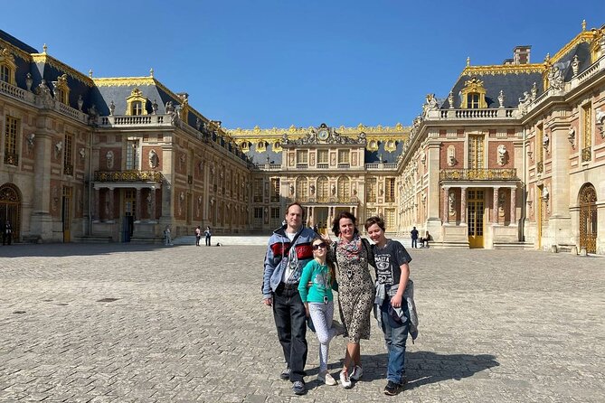 Versailles: Semi-Private Guided Tour with Train - Getting from Paris to Versailles: why the train part matters
