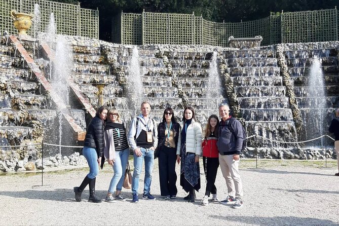 Versailles: Semi-Private Guided Tour with Train - Headphones and a max-10 group: the comfort upgrade