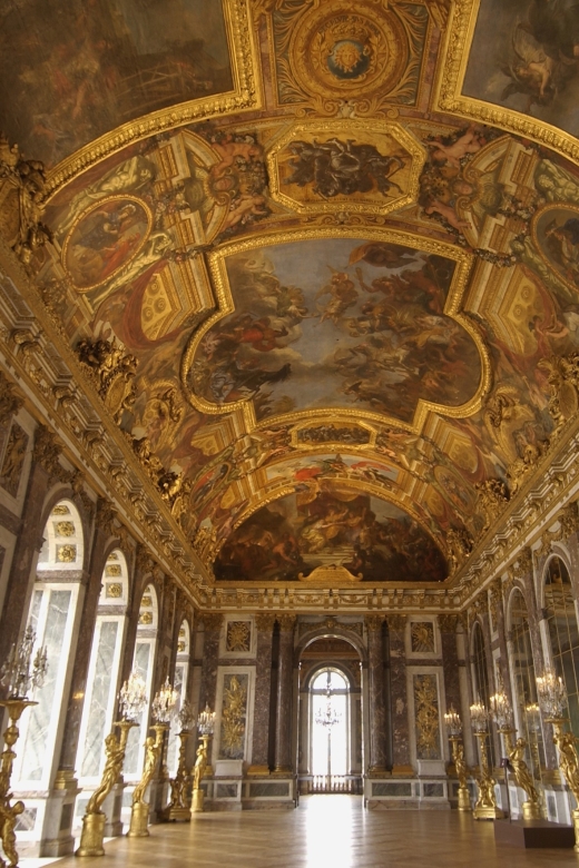 Versailles: Skip-the-Line Guided Tour of Palace with Gardens - Inside the Palace: royal apartments and the rooms you should not miss