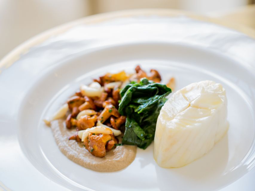 Versailles: Skip-the-Line Palace Entry Ticket & Lunch at Ore - Quick hits you will actually use
