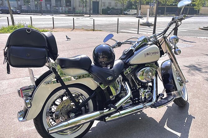 Vintage Motorcycle Rental in Paris - How Versailles and Saint-Germain-en-Laye Fit a Harley-Style Day