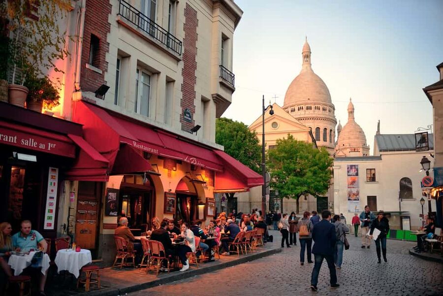 Walking Tour in Paris Montmartre with Tastings and Stories - Key highlights to look for