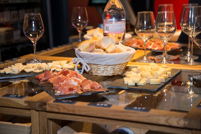 Wine and cheese tasting at Latin Quarter - A Practical Moment: How to Get the Most Out of the Tasting